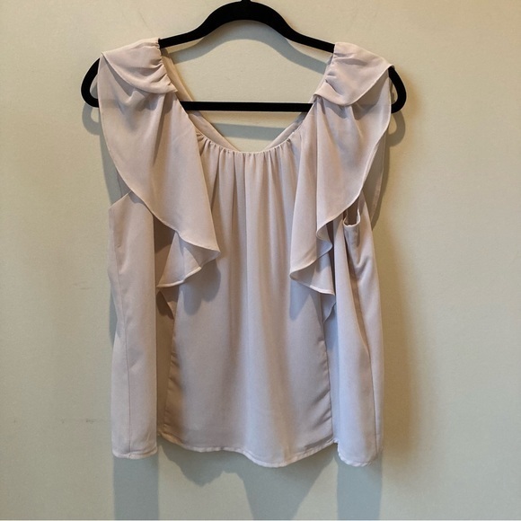 Forever 21 Tops - Elegant Work‎ Top